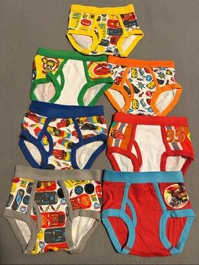 NWOT Disney Pixar Cars Cotton Toddler Boys' Briefs Underwear Set of 7 size 2T/3T